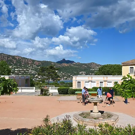 L'esquinade P1 101 By Interhome Saint-Raphael (Var)